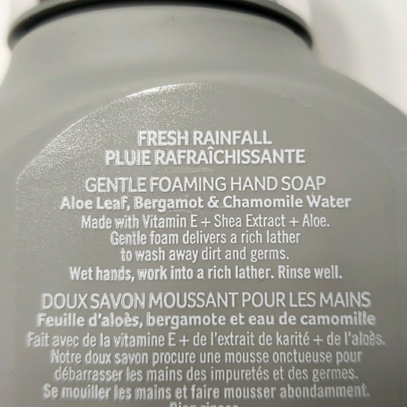 3 Bath & Body Works FRESH RAINFALL Foaming Hand Soap - Picture 5 of 7